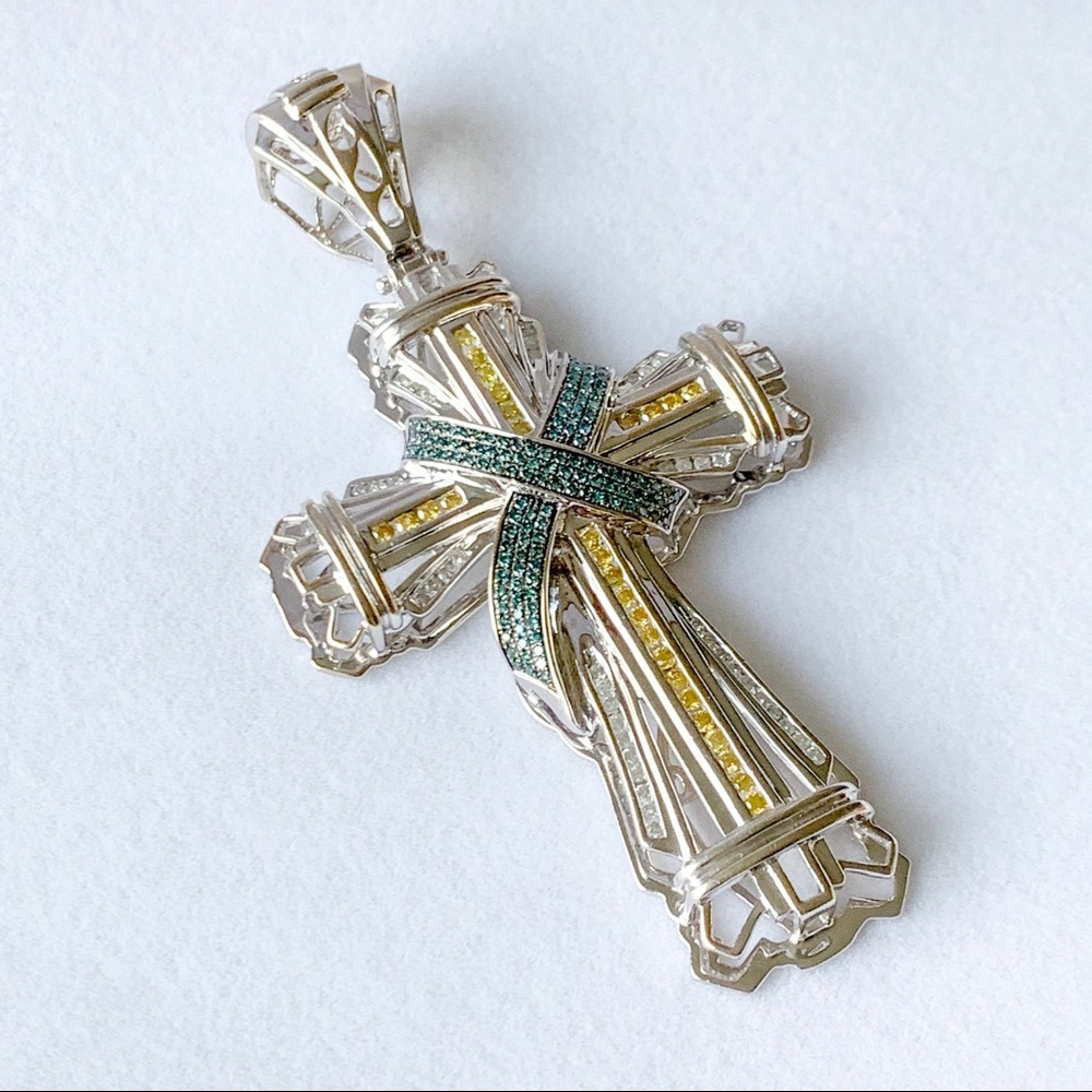 10k Solid Gold Diamond Cross Pendant - Picture 5 of 5